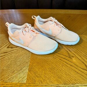Girls Nike Peach and White Lightweight Mesh Sneakers